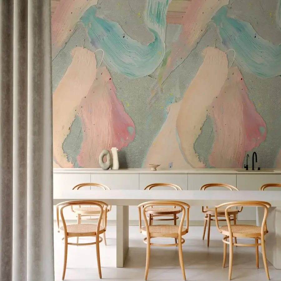 Superior Wall&Decò Rilievi wallpaper with abstract brushstrokes and metallic sheen in muted pink, blue-green, beige-grey tones with d.TW d.ecodura™ texture