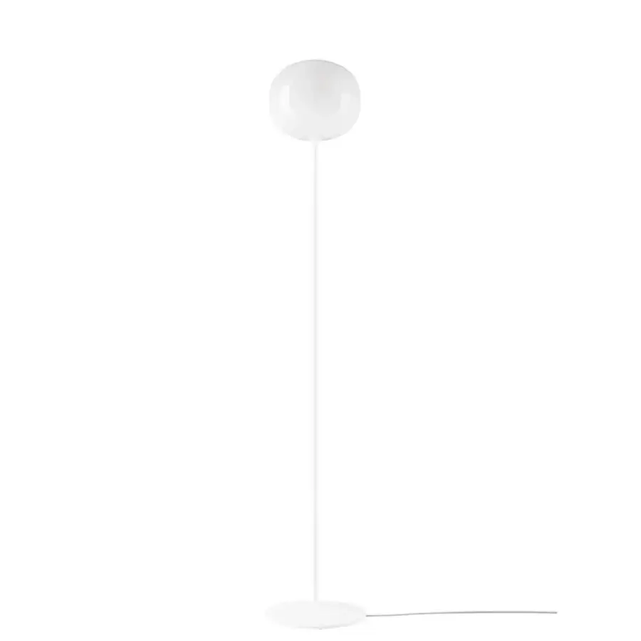 Distinguished Lodes Volum floor lamp with glossy white blown glass diffuser and smooth white finish delivers soft illumination