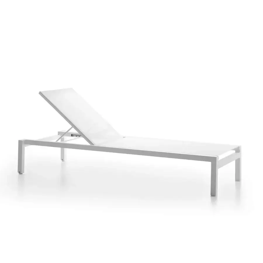 Elegant Roberti Rattan Samba Rio lounger crafted with powder-coated aluminum and Batyline in all-white with a smooth matte finish
