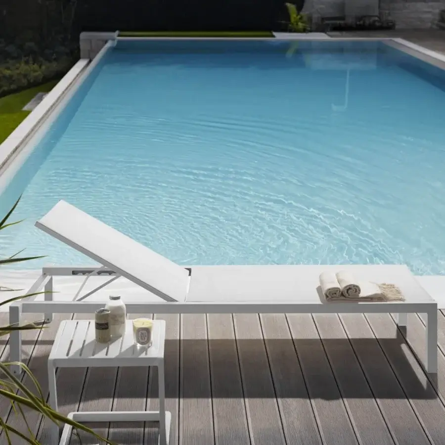 Exceptional Roberti Rattan Samba Rio lounger built with powder-coated aluminum and resilient Batyline in a matte finish