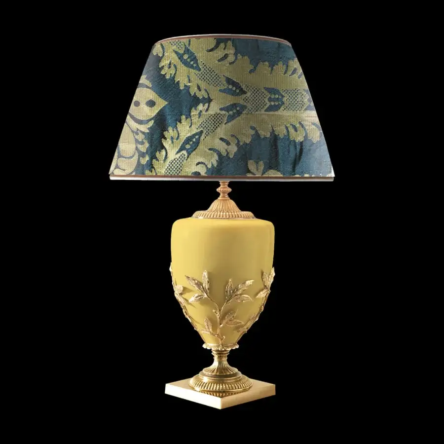 Exquisite Laudarte Chio Amalfi table lamp with mustard yellow ceramic and gilded leaf motifs in radiant 24K gold plating