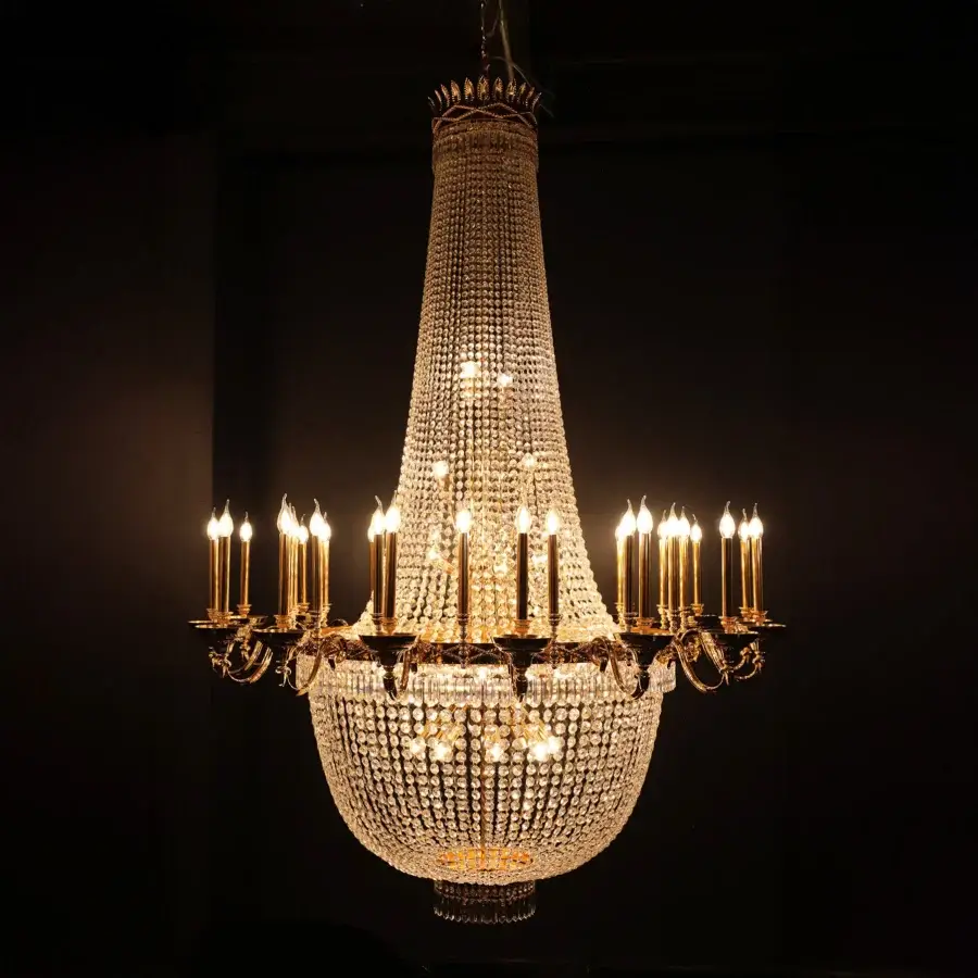 Lavish Laudarte Impero chandelier handcrafted with bronze castings, 24K gold-plated finish and brilliant Asfour crystal pendants