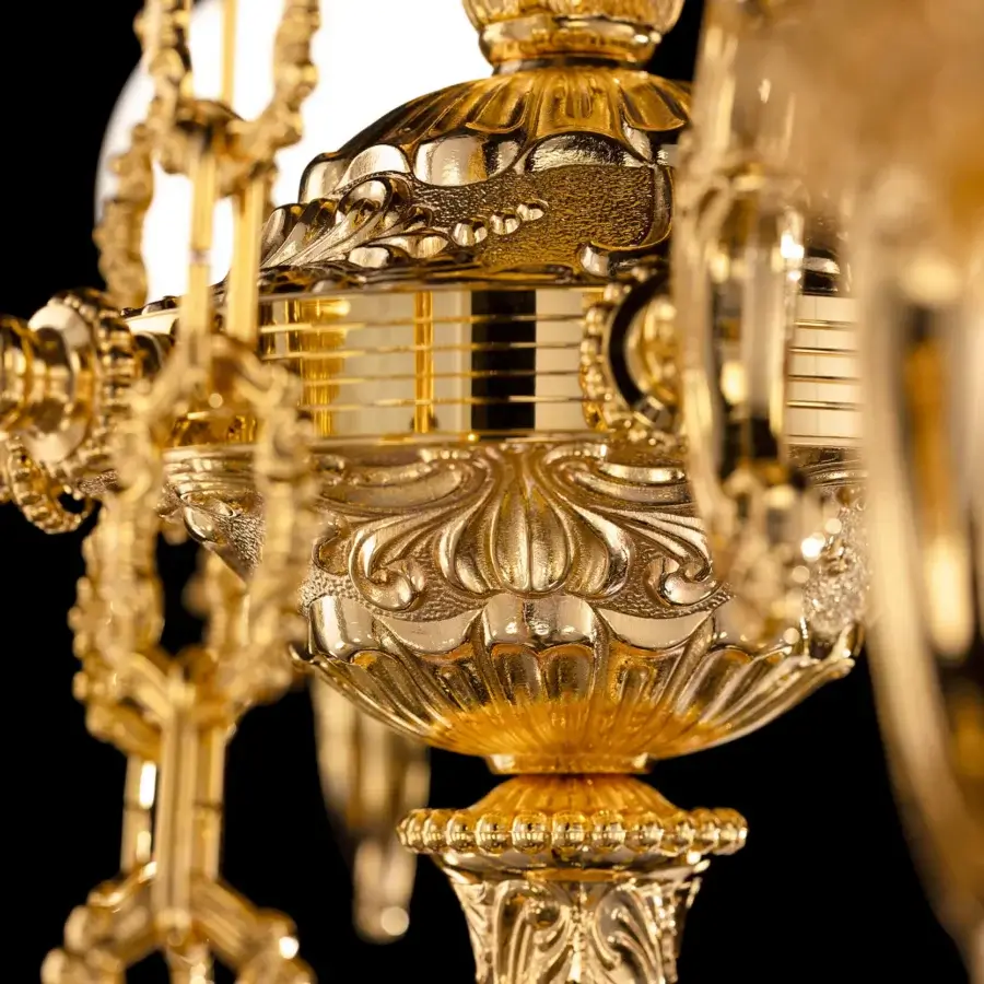 Exceptional Laudarte Sole chandelier handcrafted in bronze with radiant 24K gold plating and stone mosaic cupola