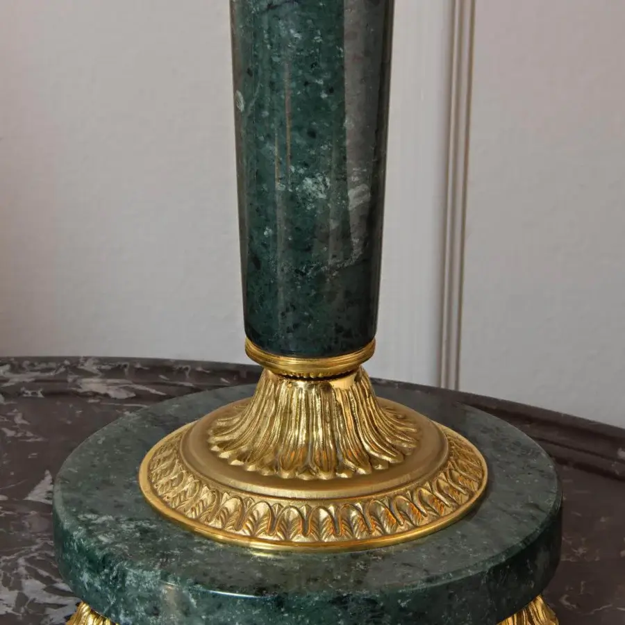 Exquisite Laudarte Diana table lamp crafted in bronze with a 24K ancient gold plated finish and deep green marble column