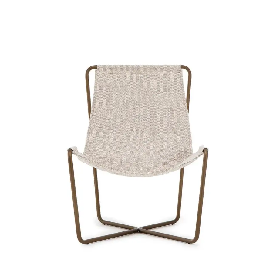 Exceptional Ethimo Sling lounge chair with beige woven textile and satin-finish gold metal frame crafted in Italy