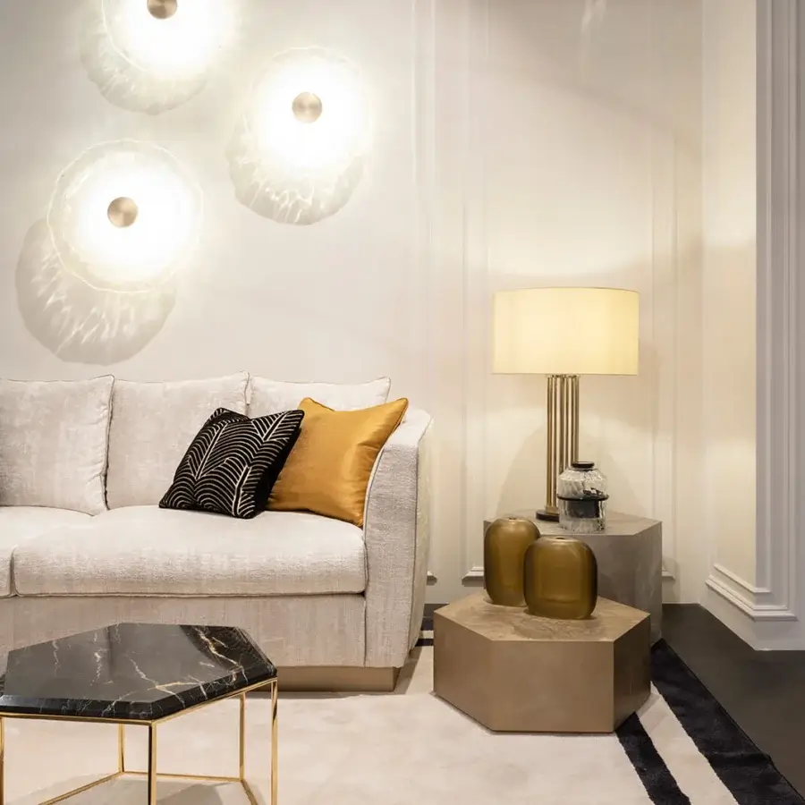 Superior Zanaboni T222 side table handcrafted in light wood with radiant gold lacquer finish