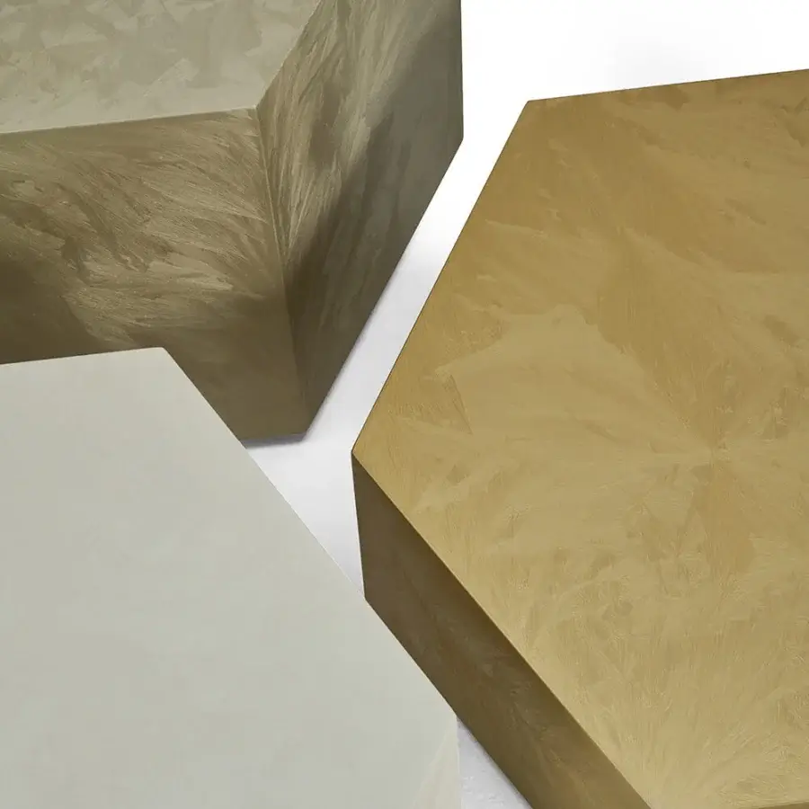 Exceptional Zanaboni T222 side table handcrafted in Italy with wood base and luminous white mother-of-pearl lacquer finish