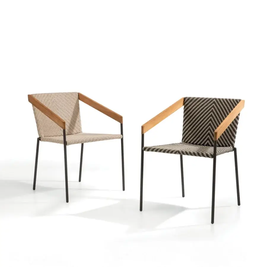 Sophisticated Ethimo Allaperto Bistrò armchair with dark matte metal, warm brown wood armrests and woven beige and brown herringbone textile