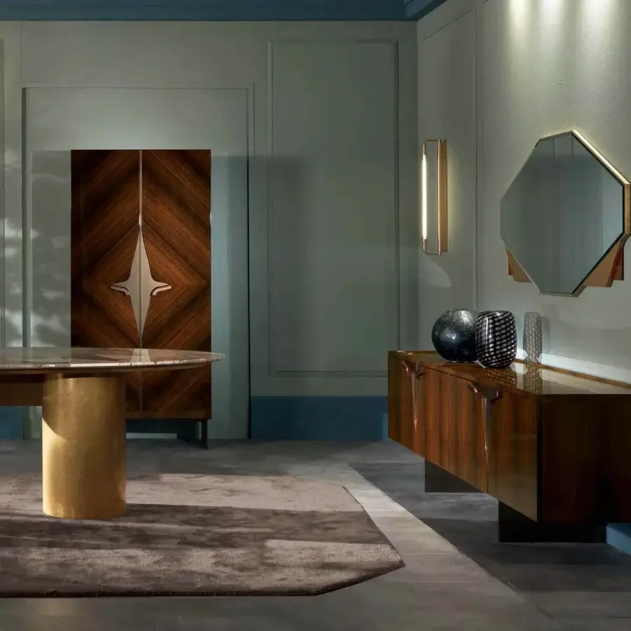Elegant Zanaboni Parade mirror crafted in Italy with glossy eucalyptus wood and subtle brass perimeter