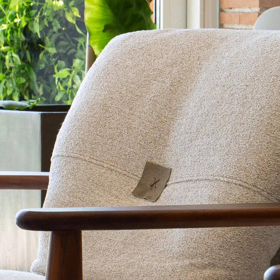Lisa Lounge Chair #10