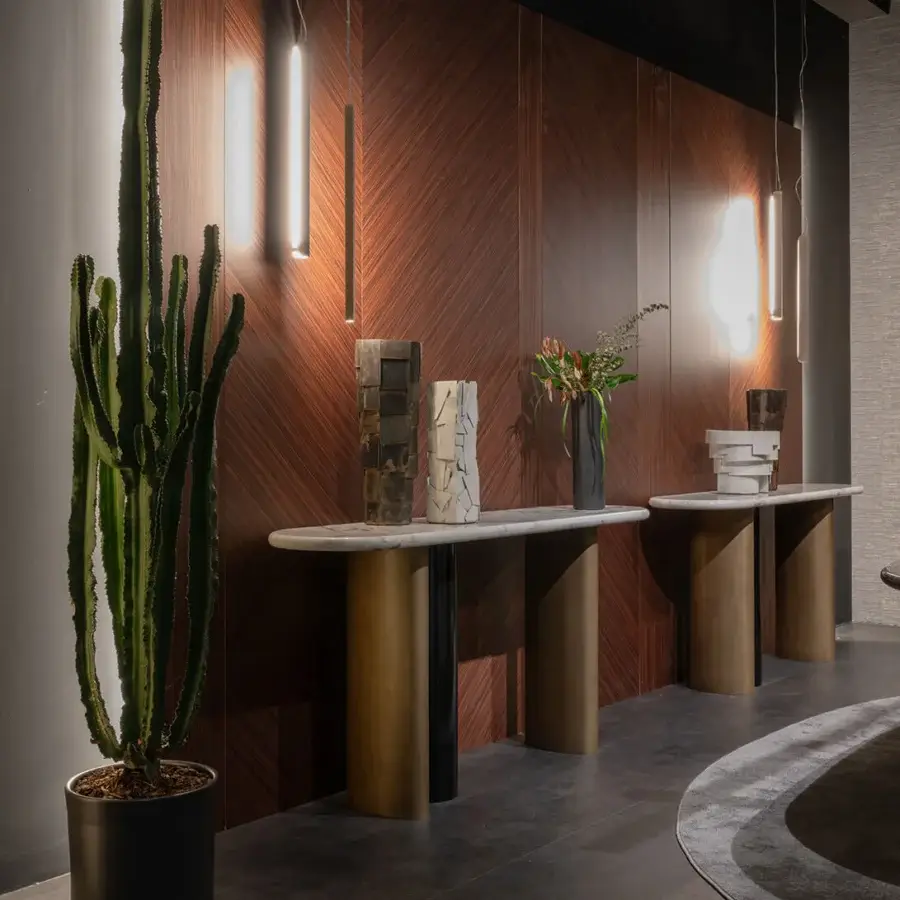 Luxury Zanaboni Cloud console with breathtaking marble top and monumental legs in satin bronze metal and glossy black lacquer