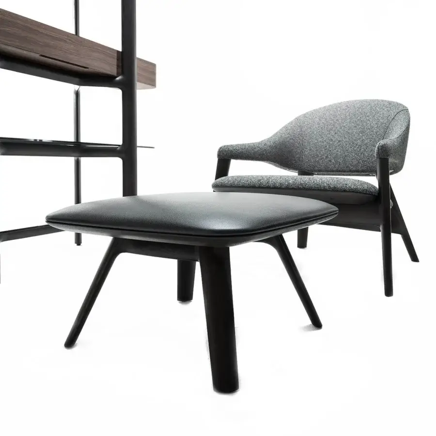 Sophisticated Zanaboni Egle lounge chair built with sculpted solid wood and luxurious medium gray leather with a matte finish
