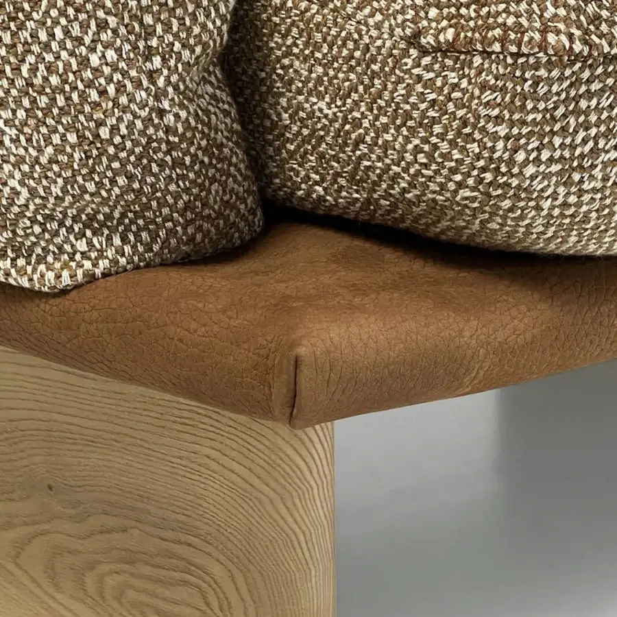 Exceptional Borzalino Connor day bed with woven beige and brown textile upholstery and satin-finish solid oak sled base