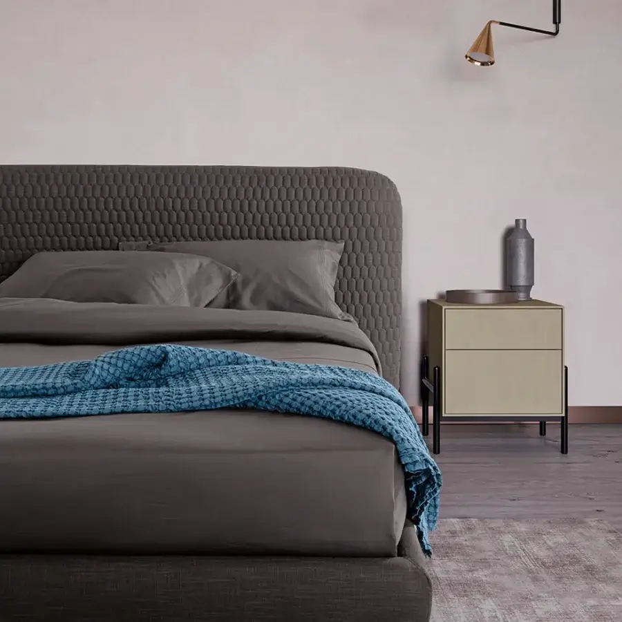 Hari Bed #7