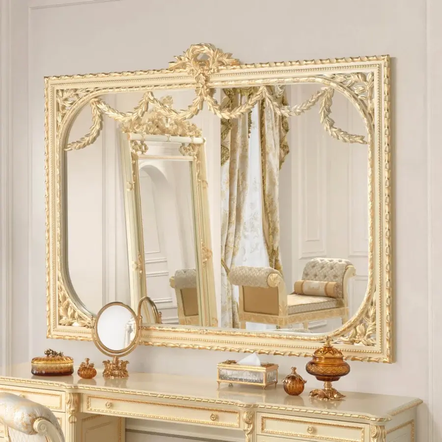 Distinguished Modenese Golden Radiance shaped mirror crafted in wood with gilded finish and elaborate floral motifs