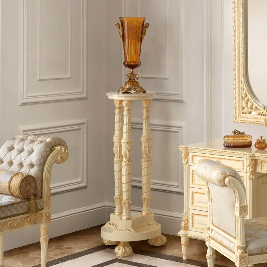 Exquisite Modenese Golden Radiance vase stand crafted from wood with creamy off-white and gilded detailing with a satin sheen