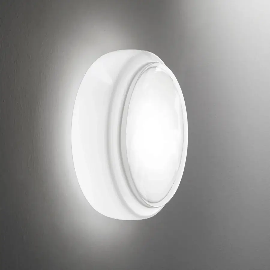 Superior Vistosi Bot wall lamp crafted in glossy white glass providing a radiant glow
