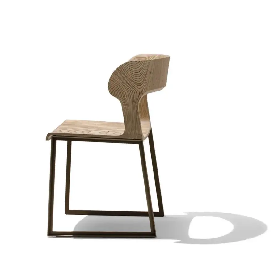 Superior Giorgetti Gea chair with a geometric carob powder-coated stainless-steel frame and light beige birch plywood seat