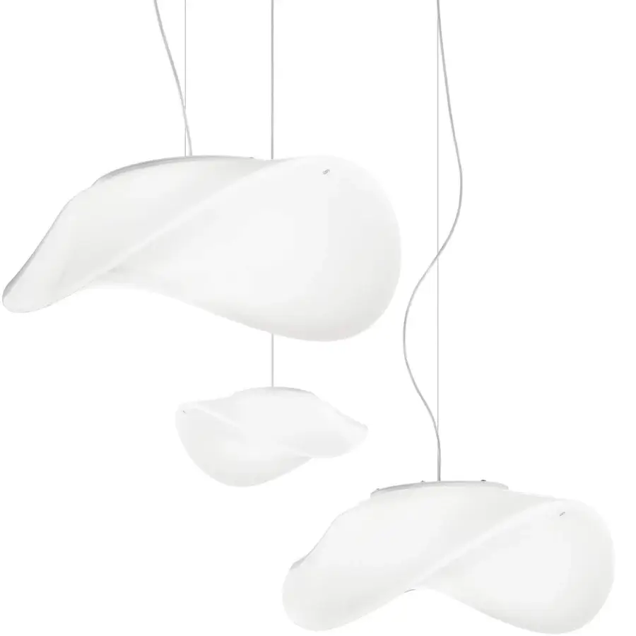 Superior Vistosi Balance suspension lamp crafted in matte white with flowing lines and architectural form