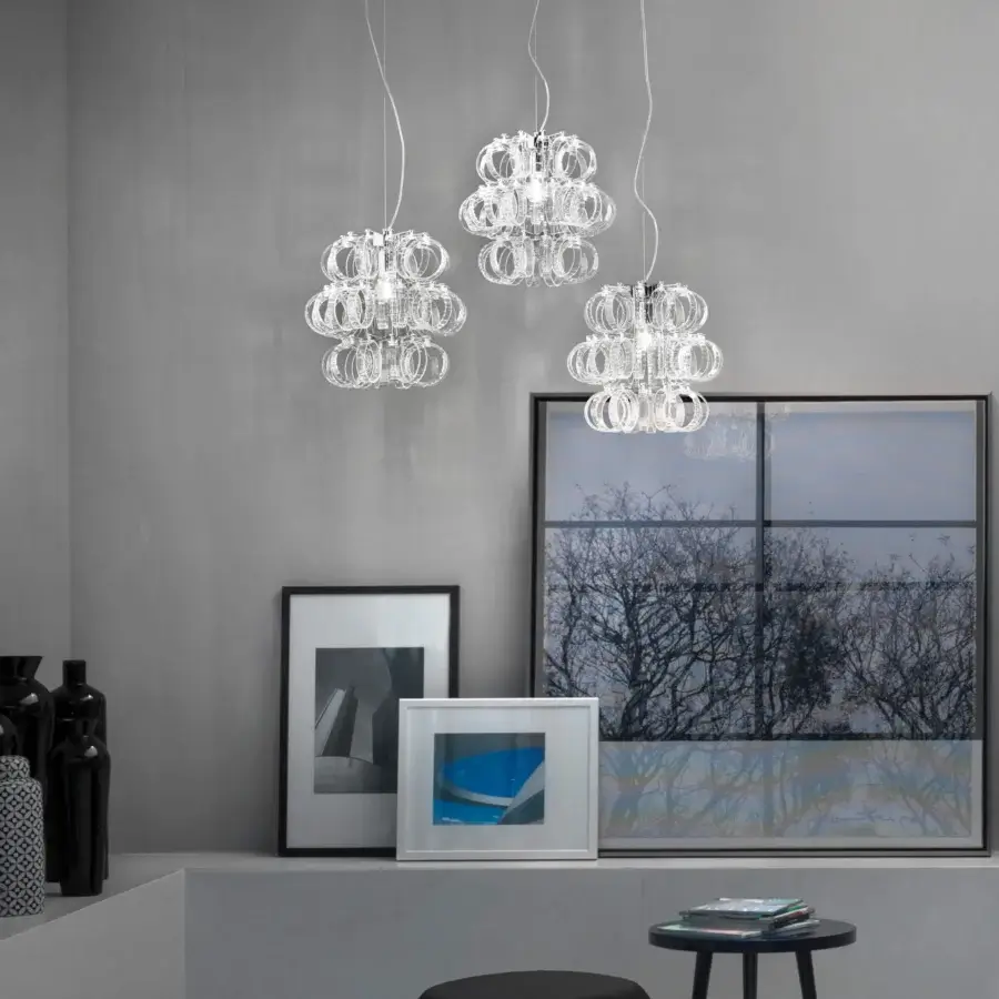 Superior Vistosi Ecos suspension lamp crafted in clear hand-blown Murano glass with a glossy finish and layered structure
