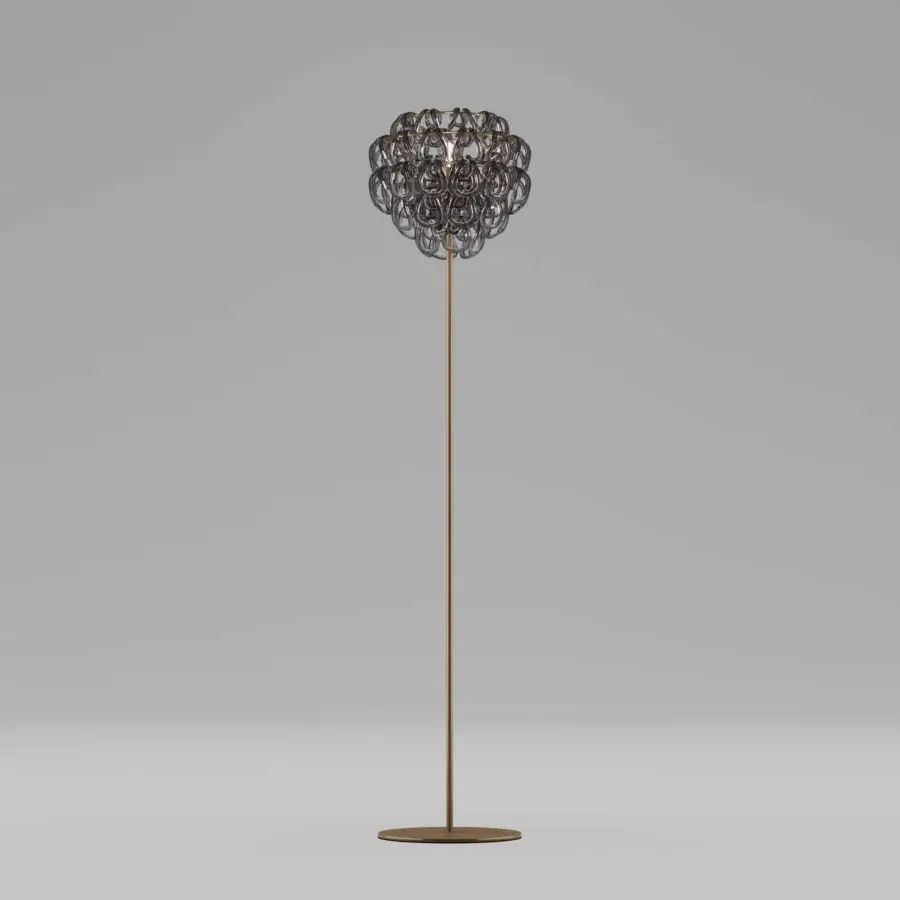 Elegant Vistosi Giogali floor lamp crafted in cascading Murano glass hooks with satin-finish gold metal base