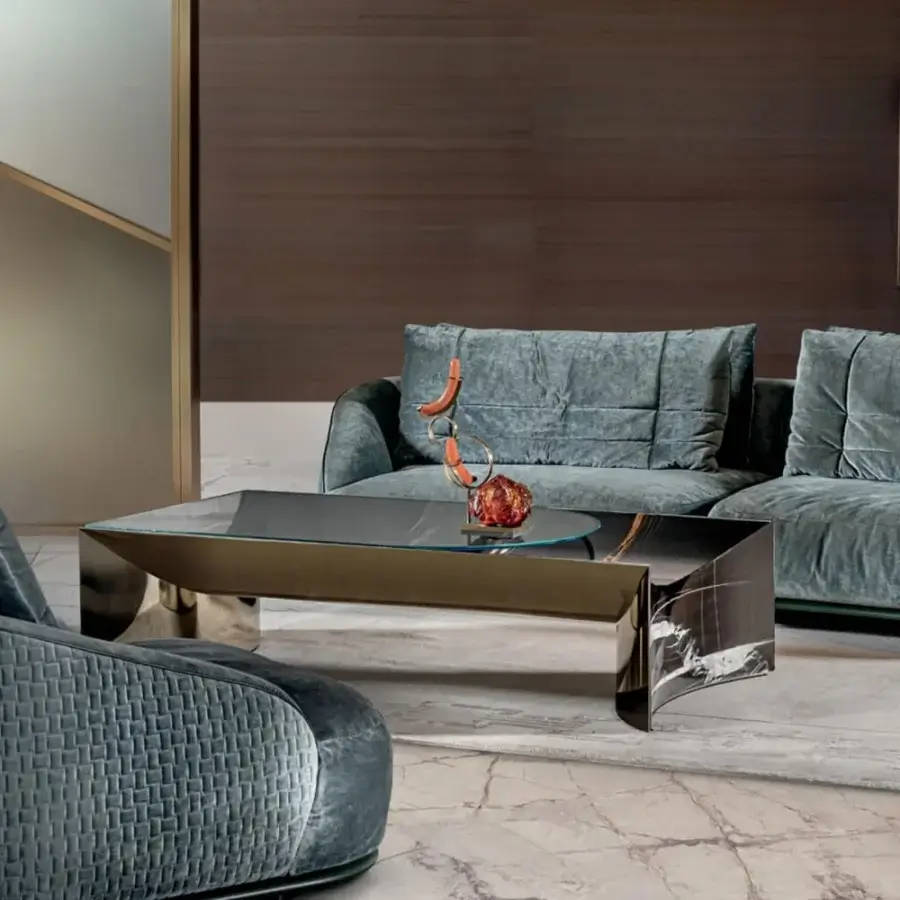 Sophisticated Visionnaire Kerwan coffee table built with a concave marble basin, stainless steel and extra-white glass top