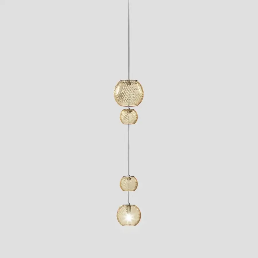 Elegant Vistosi Oto suspension lamp crafted in warm amber Murano glass with a distinctive rigadin finish
