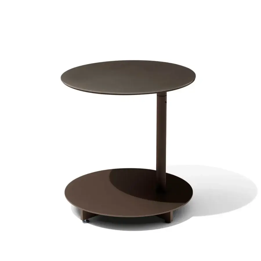 Refined Giorgetti Apsara side table crafted with painted metal structure and captivating Palladiana marble top