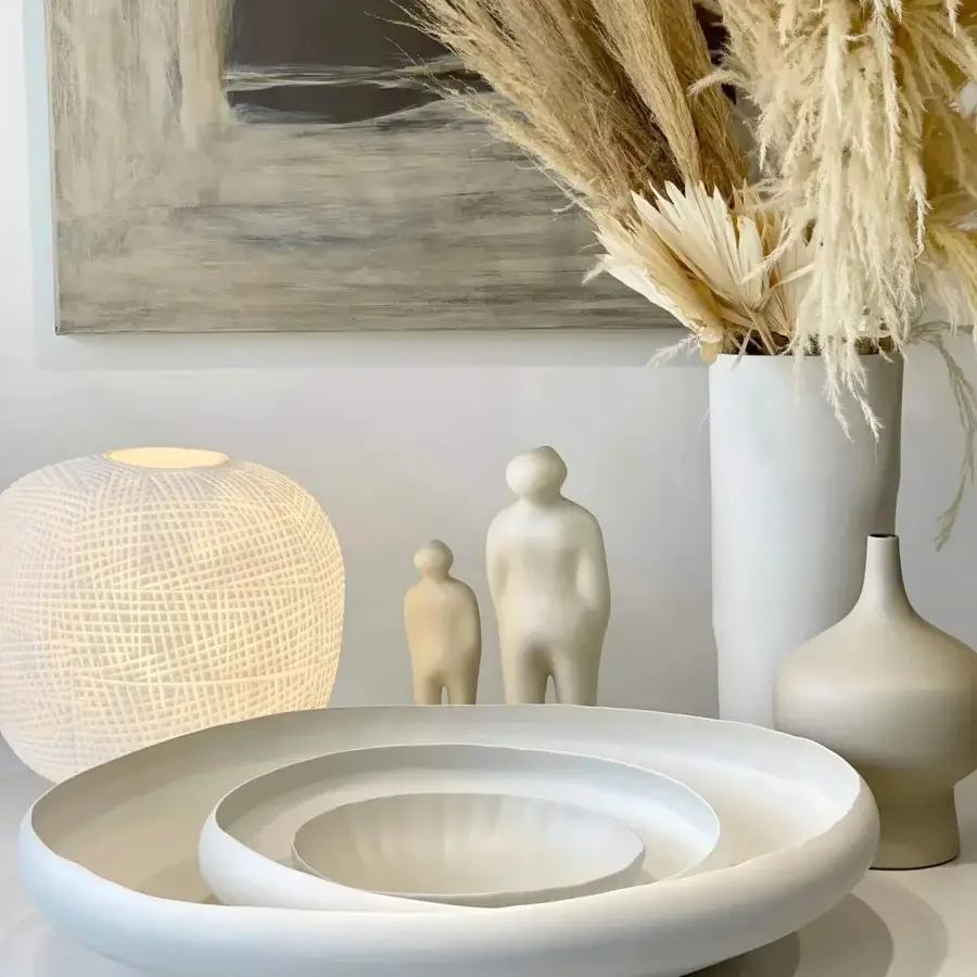 Distinguished Rina Menardi Luna centerpiece, bowls handmade in Italy with durable synthetic material and matte off-white finish