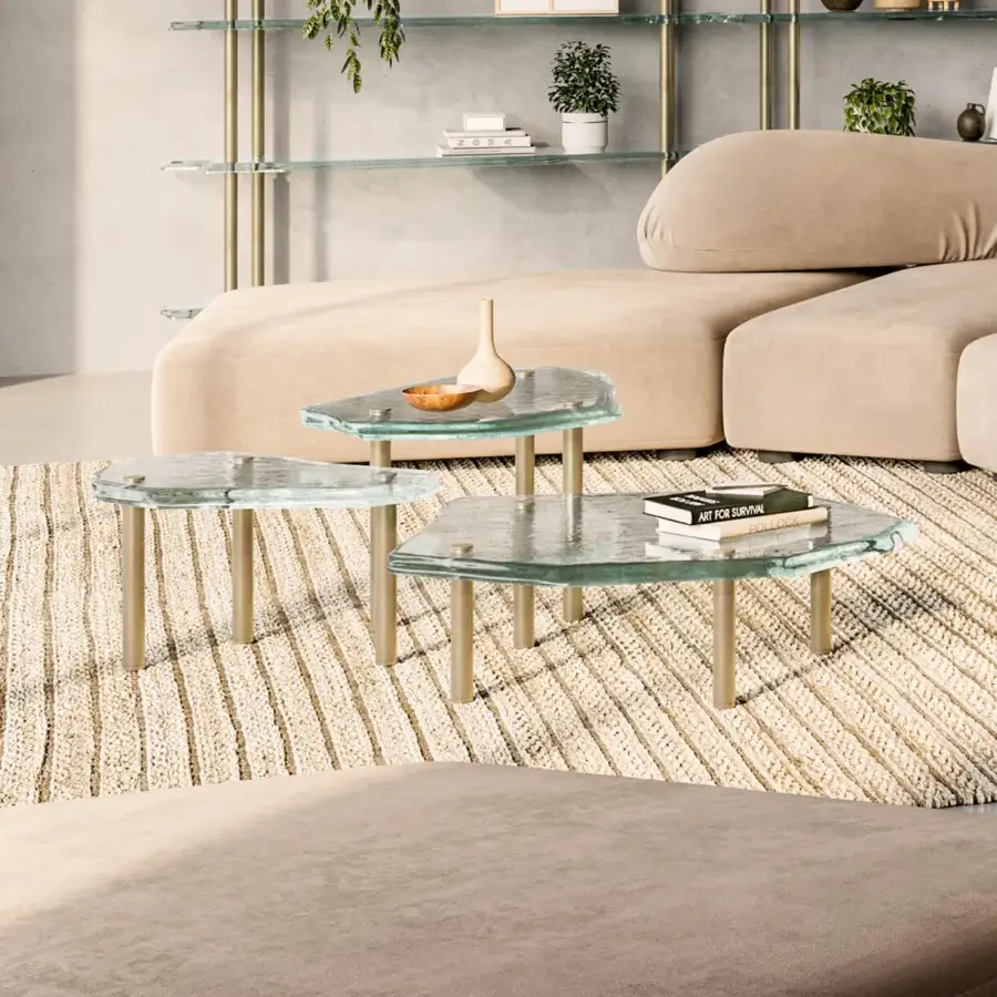 Exceptional Arte Veneziana Anzoleto coffee table with baked glass top and burnished brass metal legs exhibiting luminous depth