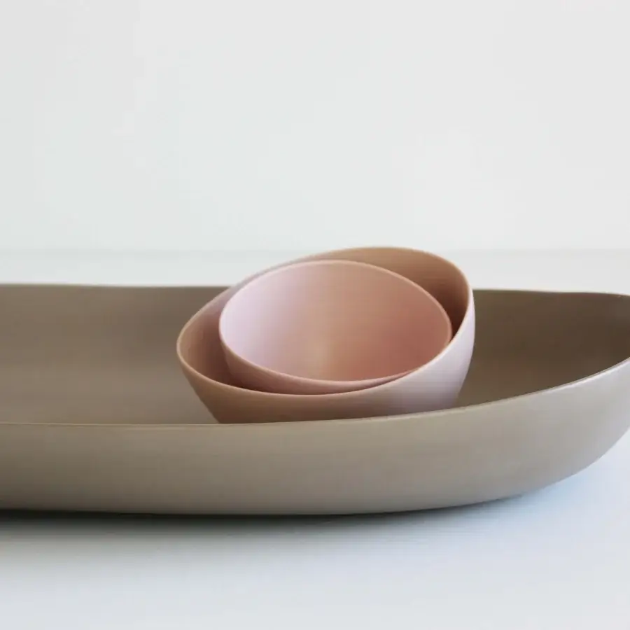 Superior Rina Menardi Nidi vase set crafted in matte synthetic material with a dusty rose tone and harmonious forms