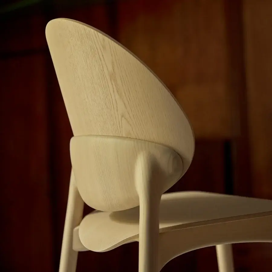 Elegant Billiani Fleuron dining chair crafted in wood with curved lines and satin finish