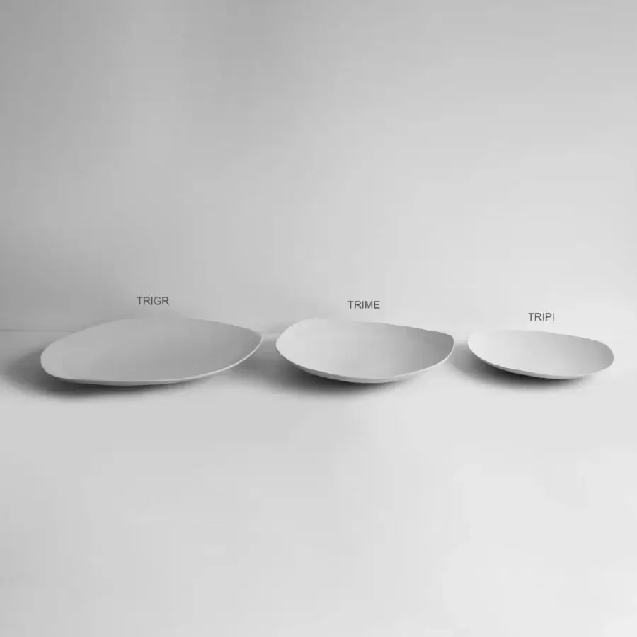 Distinguished Rina Menardi Triangolo centerpiece, a handcrafted Italian accent in neutral gray with a matte finish