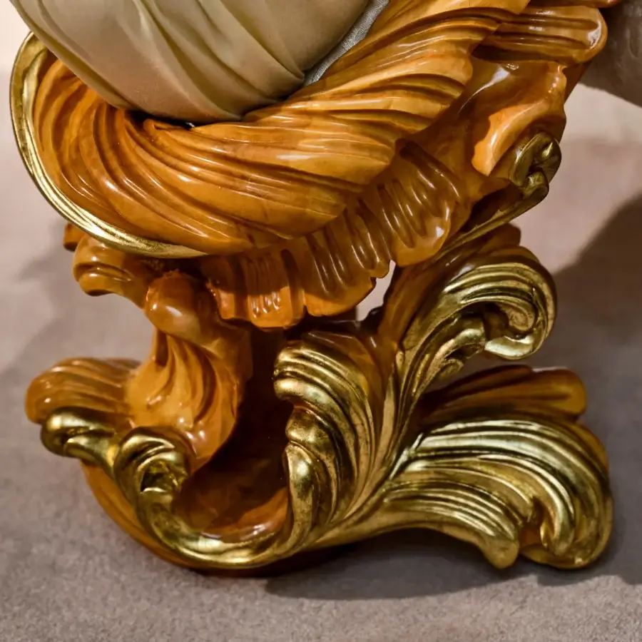 Lavish Riva Mobili D'Arte 22261 lounge chair built with gold leaf beech wood and sophisticated Italian fabrics