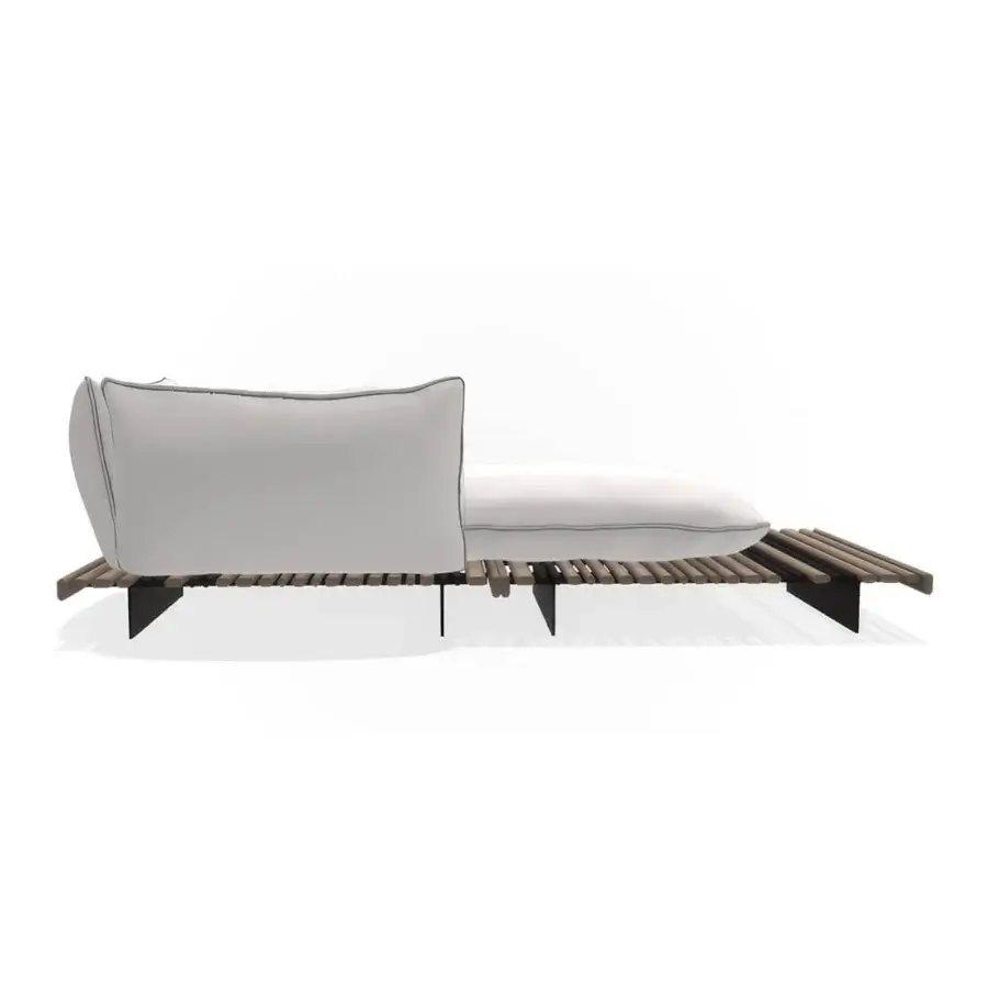 Sophisticated Giorgetti Apsara chaise lounge with carob powder-coated aluminum, Afrormosia wooden slats, and white waterproof cushions