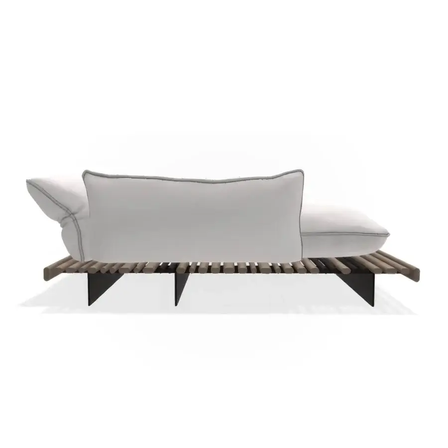 Lavish Giorgetti Apsara chaise lounge with carob powder-coated aluminum, Afrormosia wooden slats and off-white waterproof upholstery