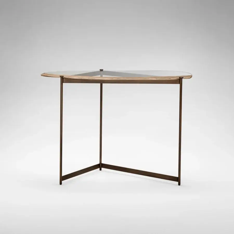 Superior Arte Veneziana Ferret console crafted with burnished brass metal and extra-clear glass exhibiting a delicately textured edge