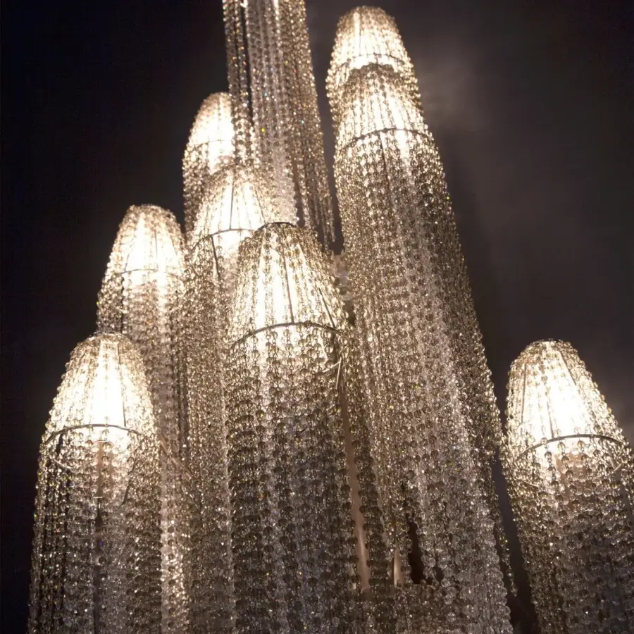 Exceptional Patrizia Garganti Burlesque EX wall lamp built in silver-toned metal with dense crystal cascades