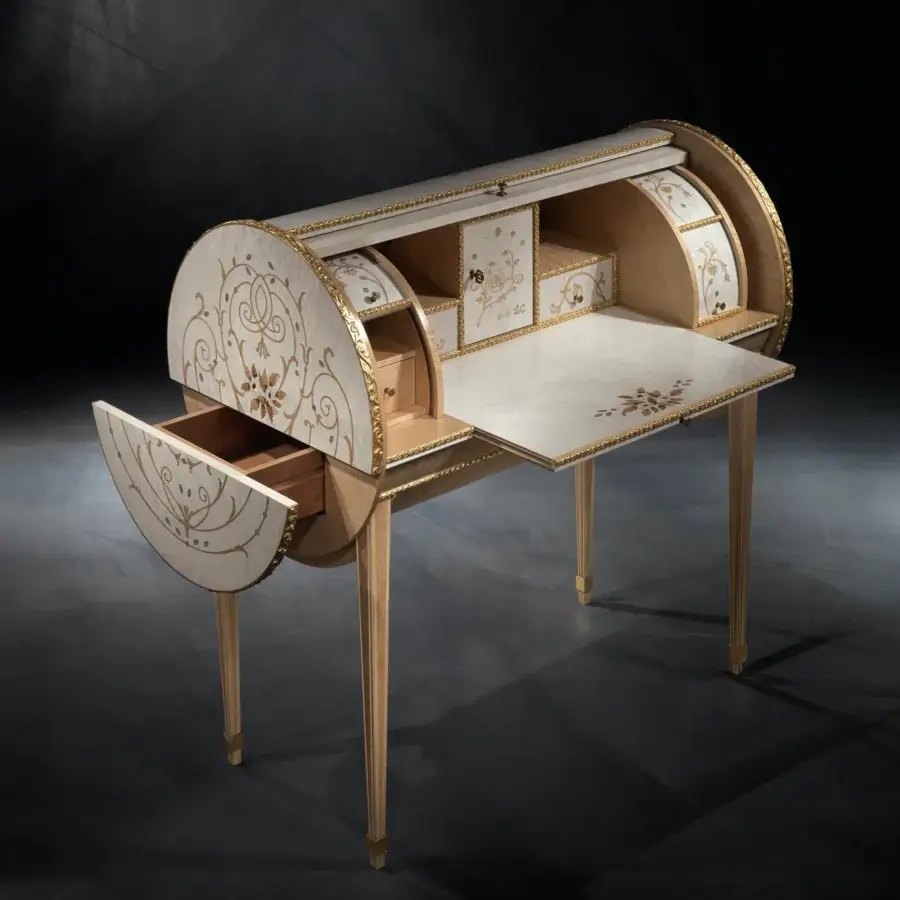 Luxury Carpanelli Arts desk with solid wood, birdseye maple inlays, mother-of-pearl details and pale beige finish