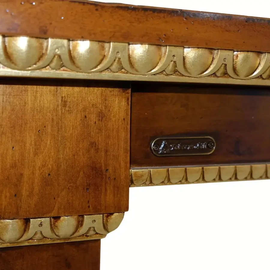 Distinguished Faber Mobili Masaccio extendable table crafted in walnut with luminous mother-of-pearl inlay and satin finish