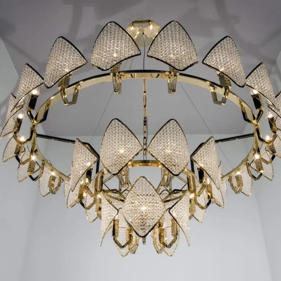 Superior Patrizia Garganti Holly Units chandelier in gold-toned metal crafted with rhombus elements and layered glass-like components