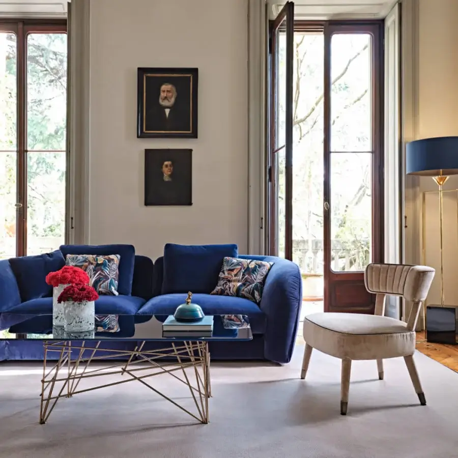 Exceptional Black Tie coffee table crafted in Italy with golden-toned metal and back-lacquered glass for a sleek appearance