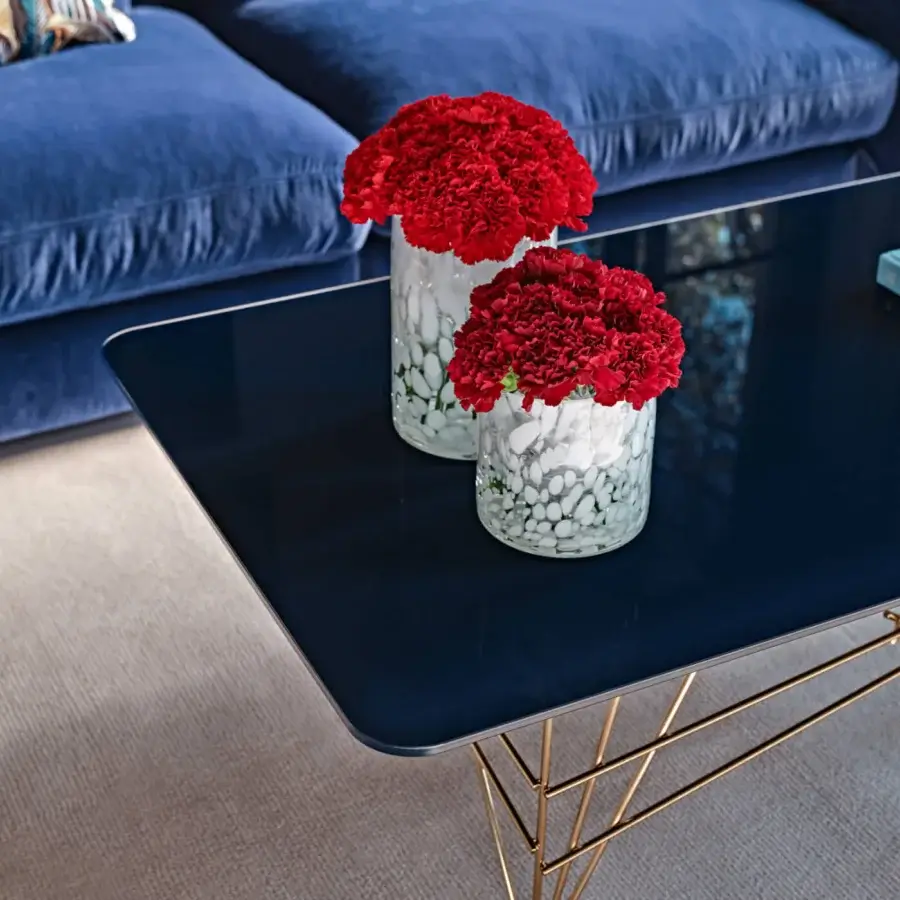 Distinguished Black Tie coffee table crafted in Italy with back-lacquered glass and golden metallic base