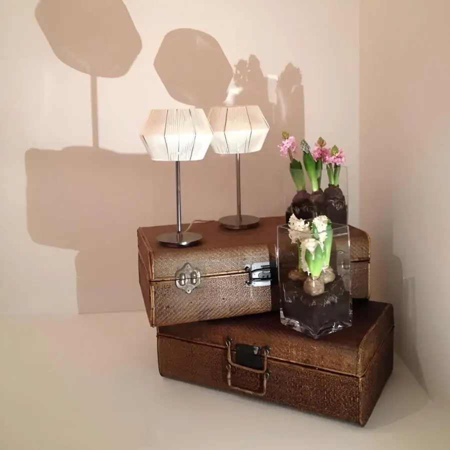 Superior Patrizia Garganti Novecento table lamp with sculptural warm brown eco leather lampshade and angular form