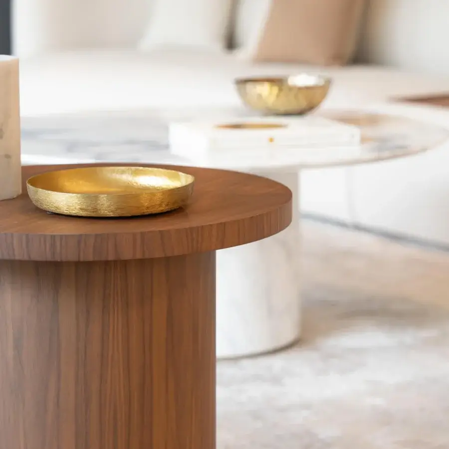 Exceptional Capital Icaro side table crafted in wood with a satin finish and a subtle golden dish