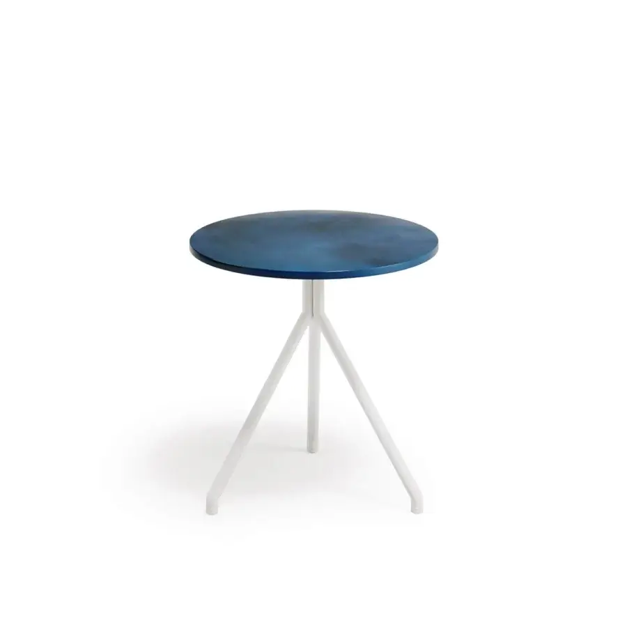 Exceptional Atmosphera Trio side table with durable ceramic tabletop in mottled blue and satin white aluminum structure