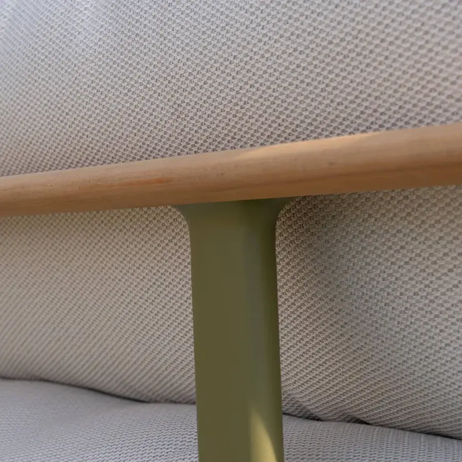 Superior Atmosphera Bliss lounge chair with aluminum structure in Olive Green matte and natural teak armrest