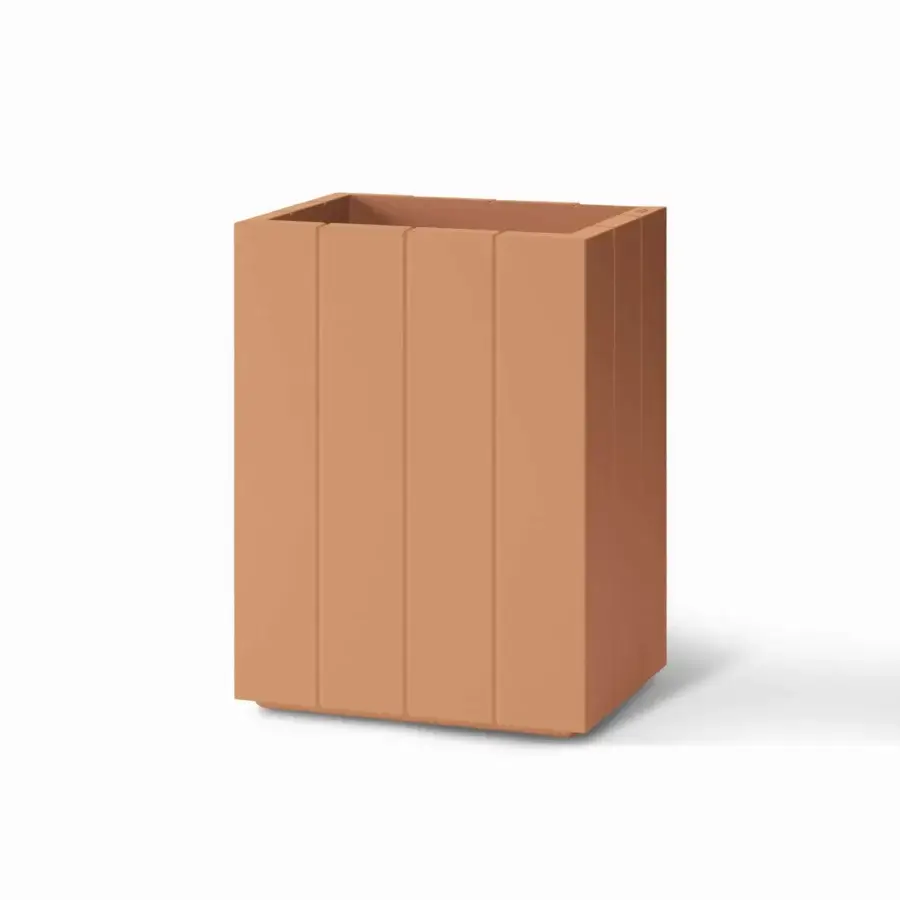 Superior Serralunga Fence planter, a planter built in terracotta LLDPE plastic with subtle three-dimensional texture