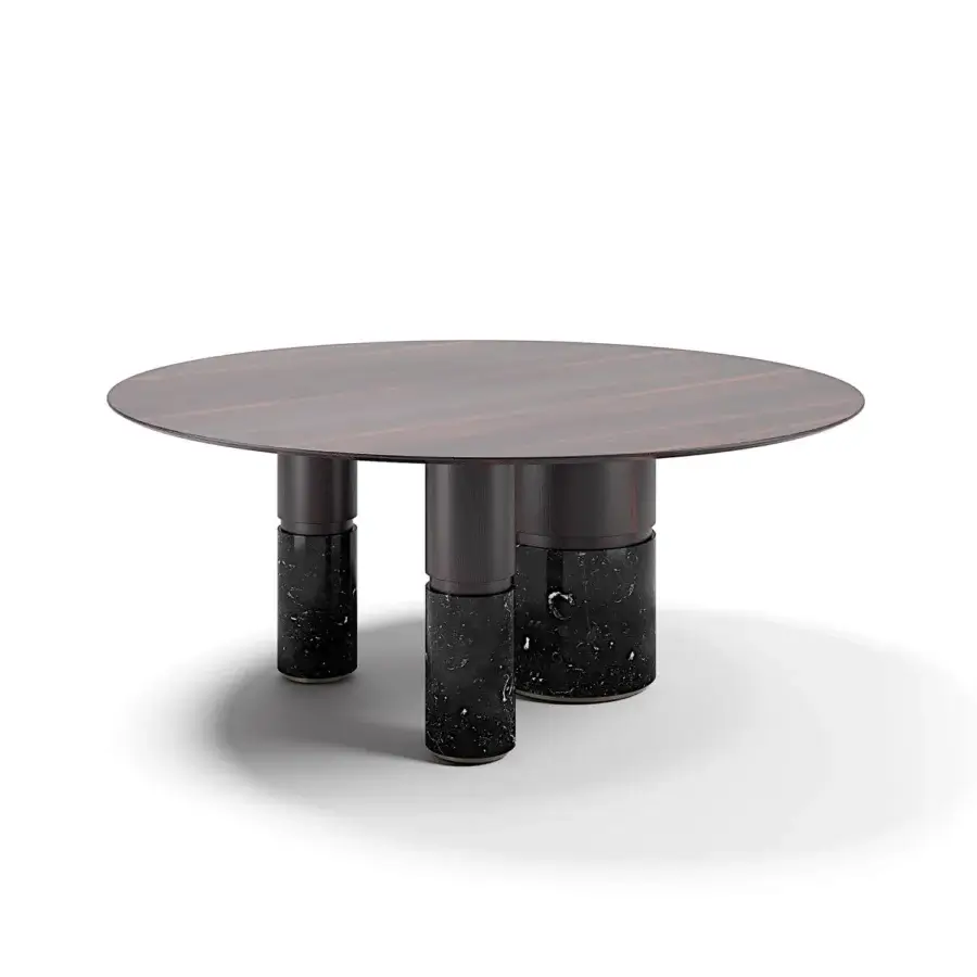 Loīc Table #19