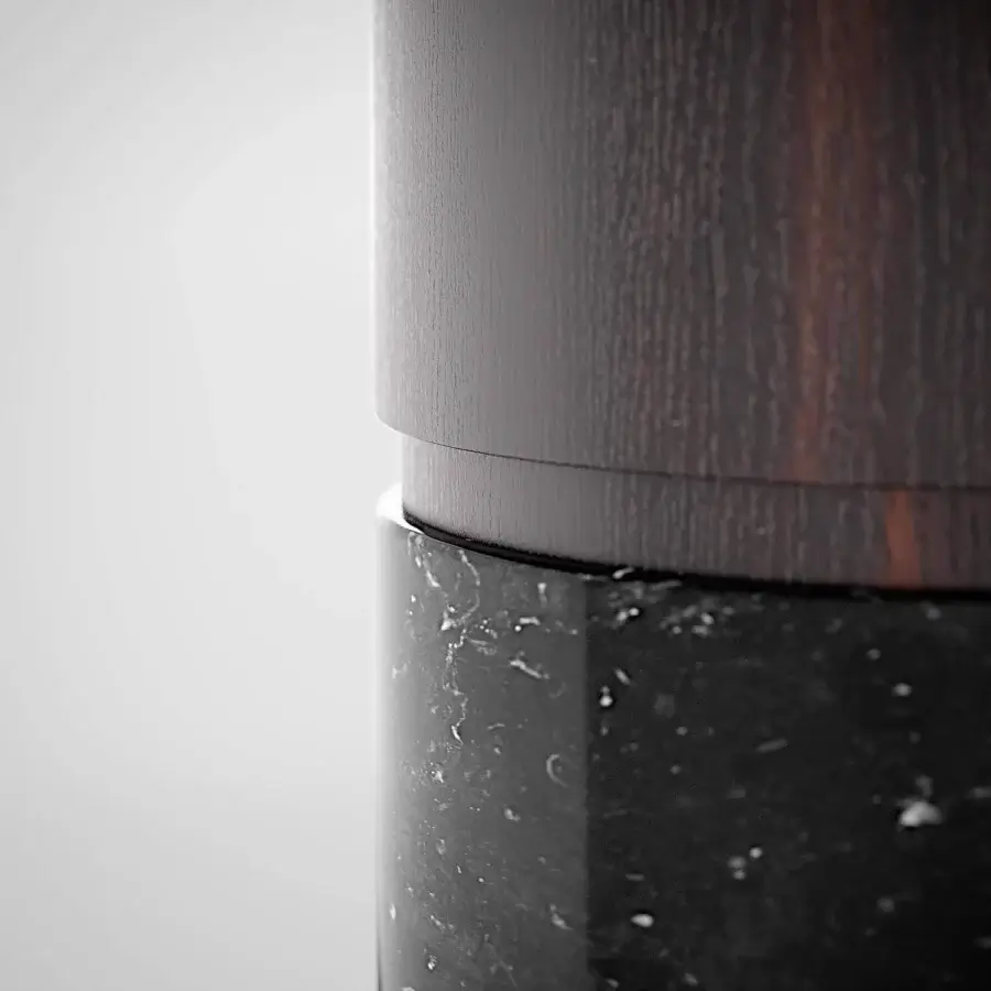 Loīc Table #11